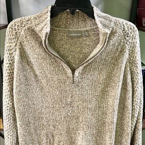 Croft & Barrow Cream Zip Up Sweater with Ribbed Collar